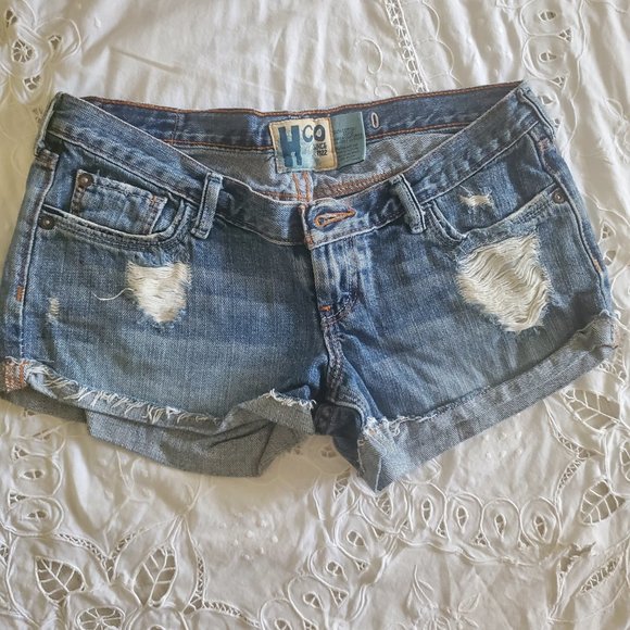 Hollister Jean Shorts - Picture 5 of 5